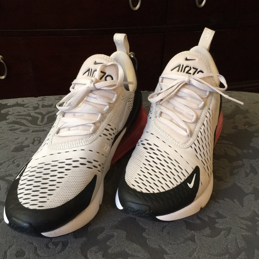 Nike air max 270 running shoes